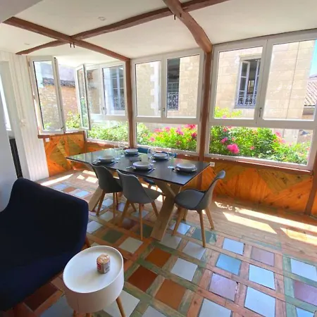 Apartment Au Pont St Cyprien - - La Conciergerie *